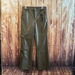Ci Sono Women's Vegan Leather Olive Cargo Pants Size Large
